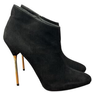 Stuart Weitzman Nail Stiletto Bootie Suede Womens SZ 9.5 Black Luxe Chic Glam